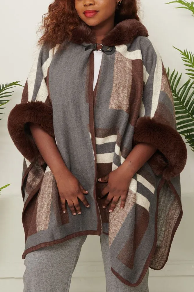 Abstract Plaid Pattern Knit Poncho