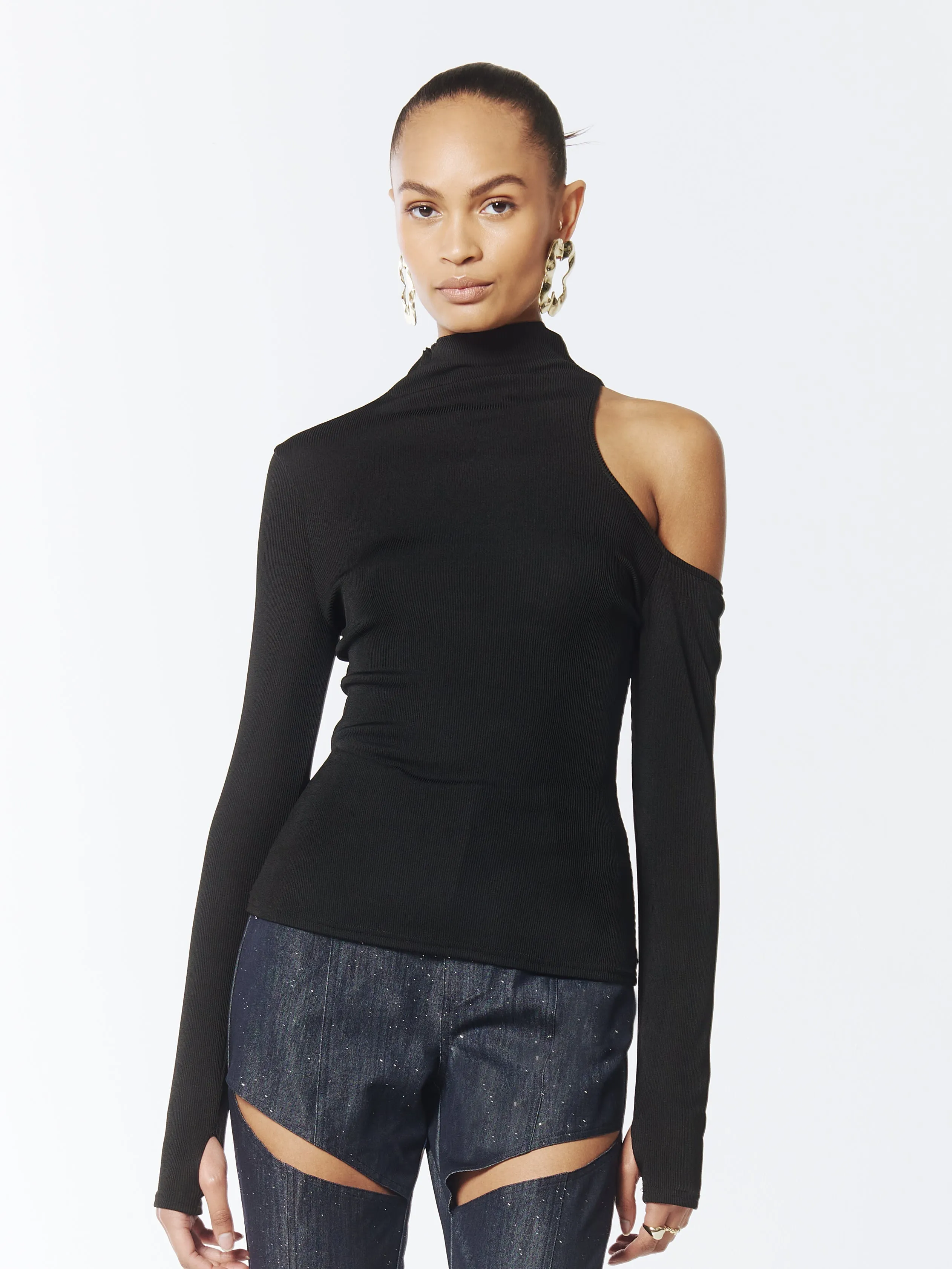 Asymmetric One-Shoulder Cutout Turtleneck Knit Top in Black