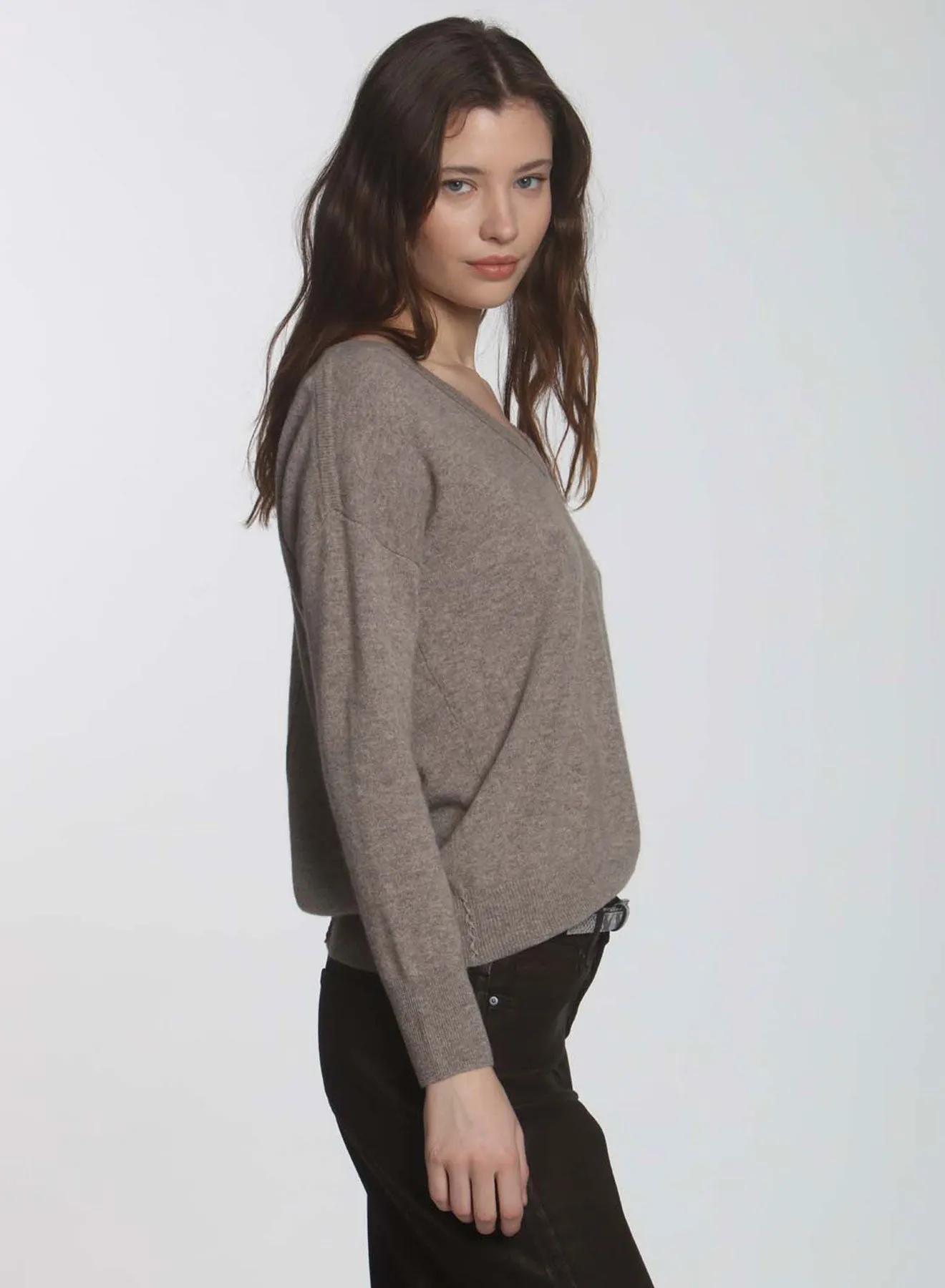 CORE Cashmere BF Vee - Taupe