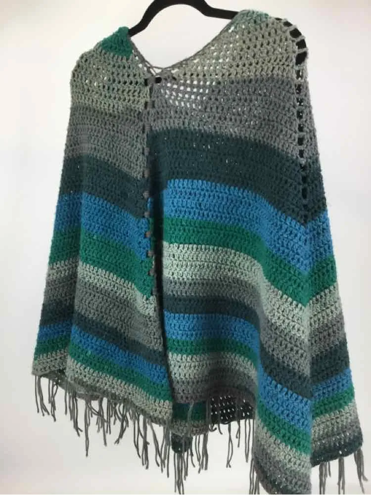 Handmade Size One Size Blue green Poncho