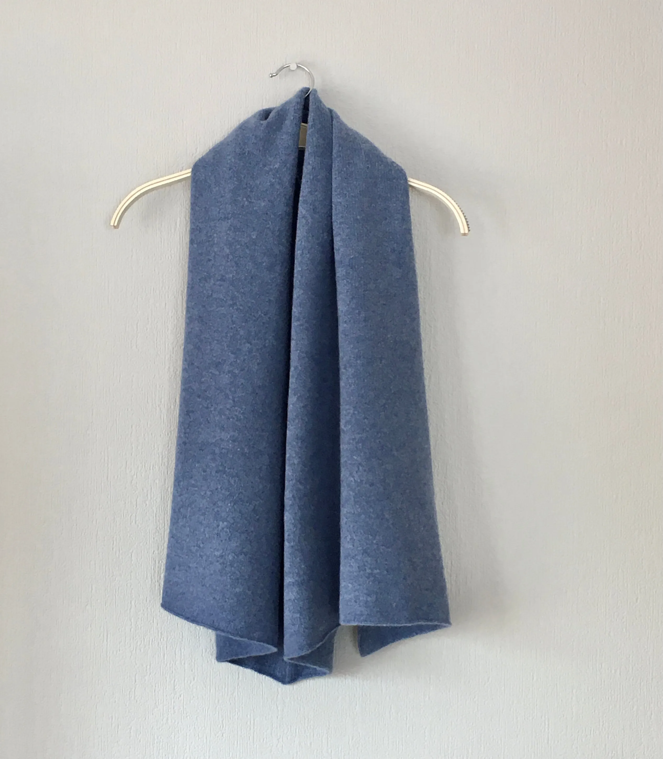 Poncho Soft Merino Lambswool Jeans Blue